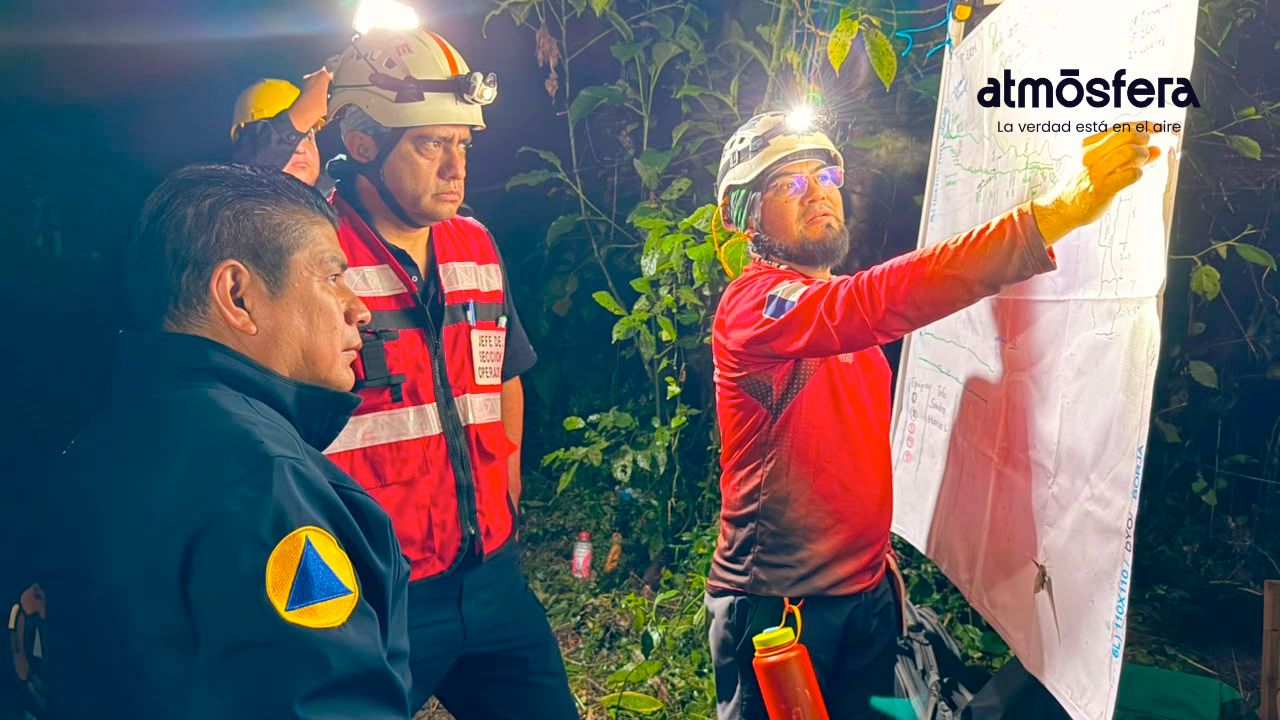 Localizan dos cuerpos más en la gruta de Cuetzalan; continúa la búsqueda de una persona desaparecida