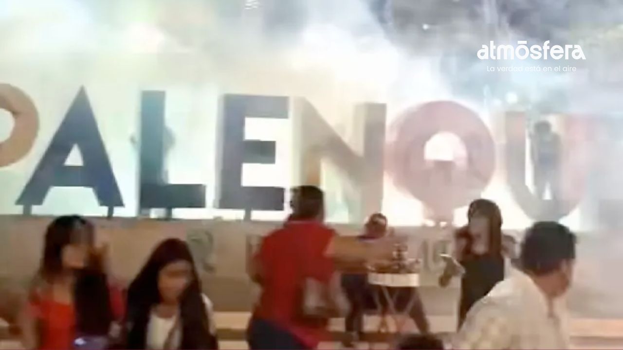 Pirotecnia fuera de control en el Grito de Palenque: cuatro heridos en la plaza